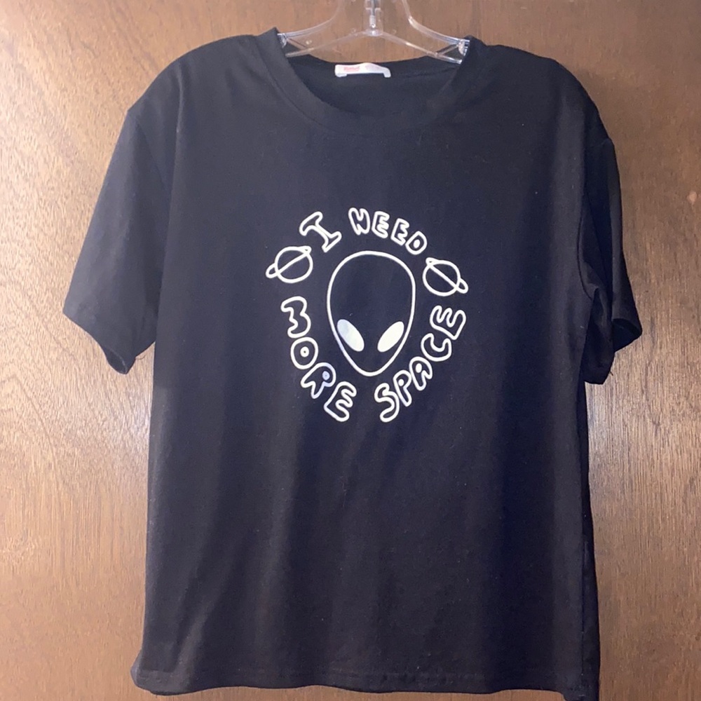 small romwe black t shirt